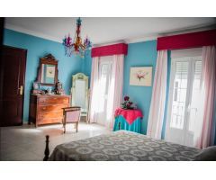 Elegancia y luz en el corazón de Moguer