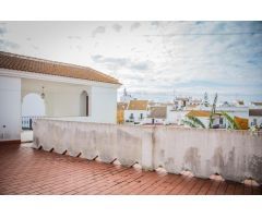 Elegancia y luz en el corazón de Moguer