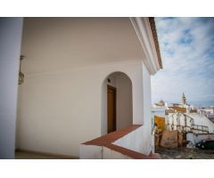 Elegancia y luz en el corazón de Moguer