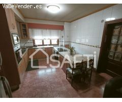 ENCANTADORA CASA EN LAS PROXIMIDADES DEL CENTRO DE LALÍN