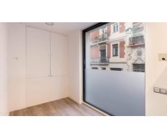 Excelente local comercial en el Passeig de Gràcia