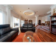 ¡Elegante villa con vistas al mar! 4 dormitorios y amplias zonas exteriores en Loma II – Arguineg
