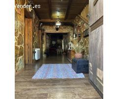 ESPECTACULAR CHALET CON PISCINA Y VISTAS EN EL CORAZÓN DEL VALLE DEL JERTE (CÁCERES)