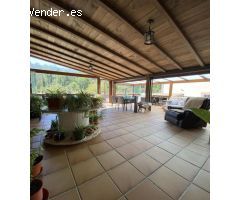 ESPECTACULAR CHALET CON PISCINA Y VISTAS EN EL CORAZÓN DEL VALLE DEL JERTE (CÁCERES)
