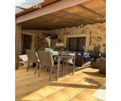 ESPECTACULAR CHALET CON PISCINA Y VISTAS EN EL CORAZÓN DEL VALLE DEL JERTE (CÁCERES)
