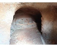 Terreno con cueva