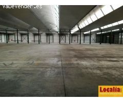 Nave industrial o logística con rápido acceso a la A-67