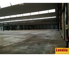 Nave industrial o logística con rápido acceso a la A-67