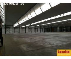 Nave industrial o logística con rápido acceso a la A-67
