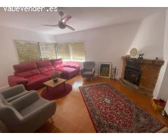 Exclusiva Villa en Venta en Alcanar Playa.