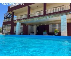 Exclusiva Villa en Venta en Alcanar Playa.