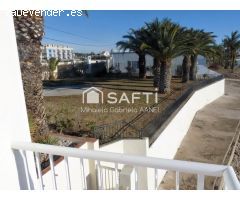 EXCLUSIVA VILLA A LA ORILLA DEL MAR! Oportunidad.