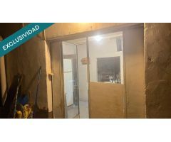 Terreno con vivienda a orillas del Castillo de Larache