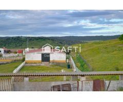 Venta de finca con gran vivienda y Plaza de toros, Badajoz (Extremadura)