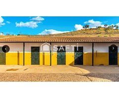 Venta de finca con gran vivienda y Plaza de toros, Badajoz (Extremadura)