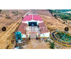 Venta de finca con gran vivienda y Plaza de toros, Badajoz (Extremadura)