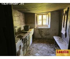Cabaña en valles pasiegos 1.5 ha con luz y agua