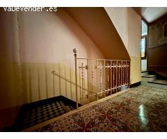 Histórica casa centenaria con patio