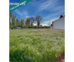 TERRENO URBANO Azadinos (Sariegos, León) en VENTA