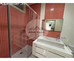 Venta de chalet adosado en O grove, de 230m2 con 4 dormitorios y 4 baños con plaza de garaje y tras