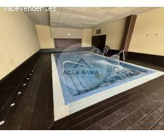 Venta de chalet adosado en O grove, de 230m2 con 4 dormitorios y 4 baños con plaza de garaje y tras