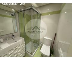 Venta de chalet adosado en O grove, de 230m2 con 4 dormitorios y 4 baños con plaza de garaje y tras
