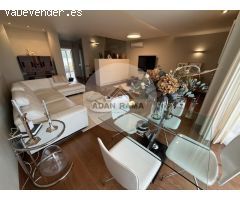 Venta de chalet adosado en O grove, de 230m2 con 4 dormitorios y 4 baños con plaza de garaje y tras