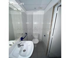 Local comercial al lado del Bus