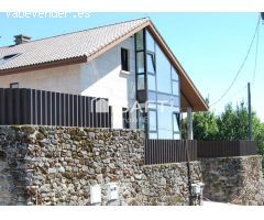 Chalet a estrenar con vistas al mar.