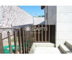 Chalet a estrenar con vistas al mar.