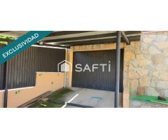 CHALET PAREADO EN ESQUINA CON PISCINA Y AMPLIA PARCELA