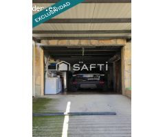 CHALET PAREADO EN ESQUINA CON PISCINA Y AMPLIA PARCELA
