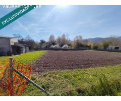 Nave y Finca urbana vallada  en Dehesas. Ponferrada