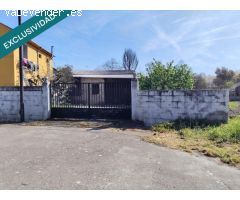 Nave y Finca urbana vallada  en Dehesas. Ponferrada