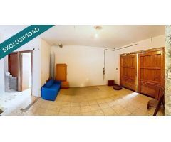 CASA con JARDÍN y Local en Azadinos (Sariegos) León