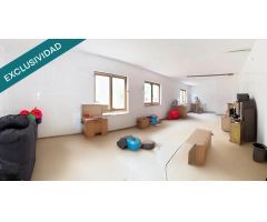 CASA con JARDÍN y Local en Azadinos (Sariegos) León