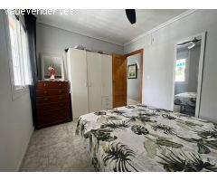 Bungalow con piscina comunitaria.