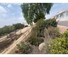 Bungalow con piscina comunitaria.