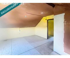 Casa para restaurar con huerta cerca de la playa de As Furnas.