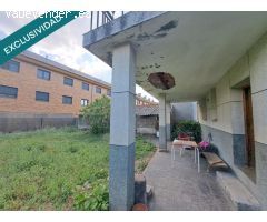 CASA EN CUATRO VIENTOS CON JARDIN