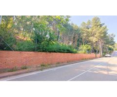 TERRENO DE 4156M2 EDIFICABLE EN CERVELLO.