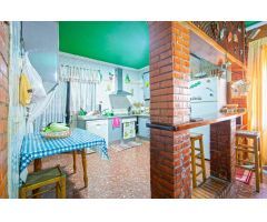 Gran vivienda adosada, de esquina en San José de La Rinconada!!!