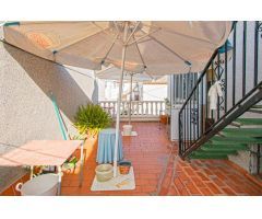 Gran vivienda adosada, de esquina en San José de La Rinconada!!!