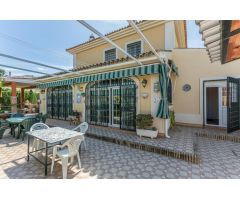 Casa-Chalet en Venta en Montequinto Sevilla