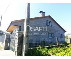 CASA-CHALET EN VENTA EN AGUIÑO - RIBEIRA