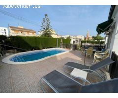 Son Ferrer : Bonito chalet con piscina privada y jardín.