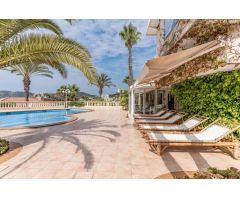 Fabulosa y Espaciosa Villa con Jardín - Licencia turística para 12 personas - Peguera