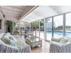 Fabulosa y Espaciosa Villa con Jardín - Licencia turística para 12 personas - Peguera