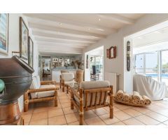 Fabulosa y Espaciosa Villa con Jardín - Licencia turística para 12 personas - Peguera