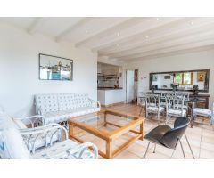 Fabulosa y Espaciosa Villa con Jardín - Licencia turística para 12 personas - Peguera